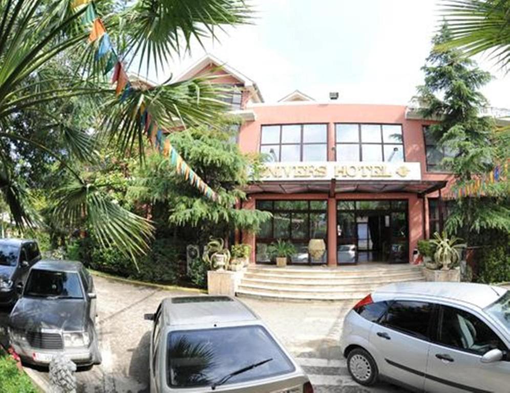 Univers Resort Elbasan Luaran gambar